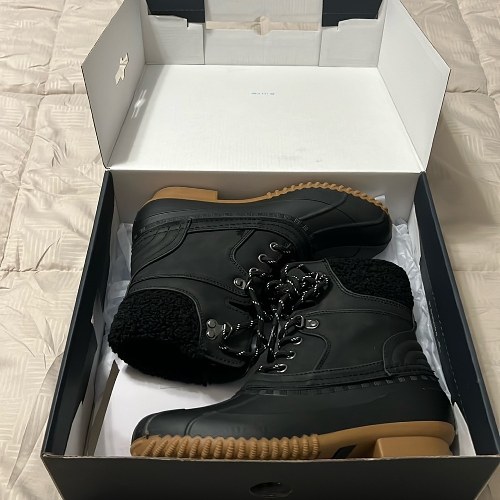 Tommy Hilfiger Duck Boots Women’s